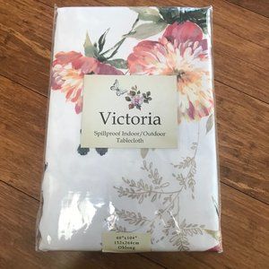Victoria spillproof tablecloth  Floral Print